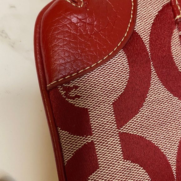 Coach (Small Red Clutch) - Picture 9 of 16